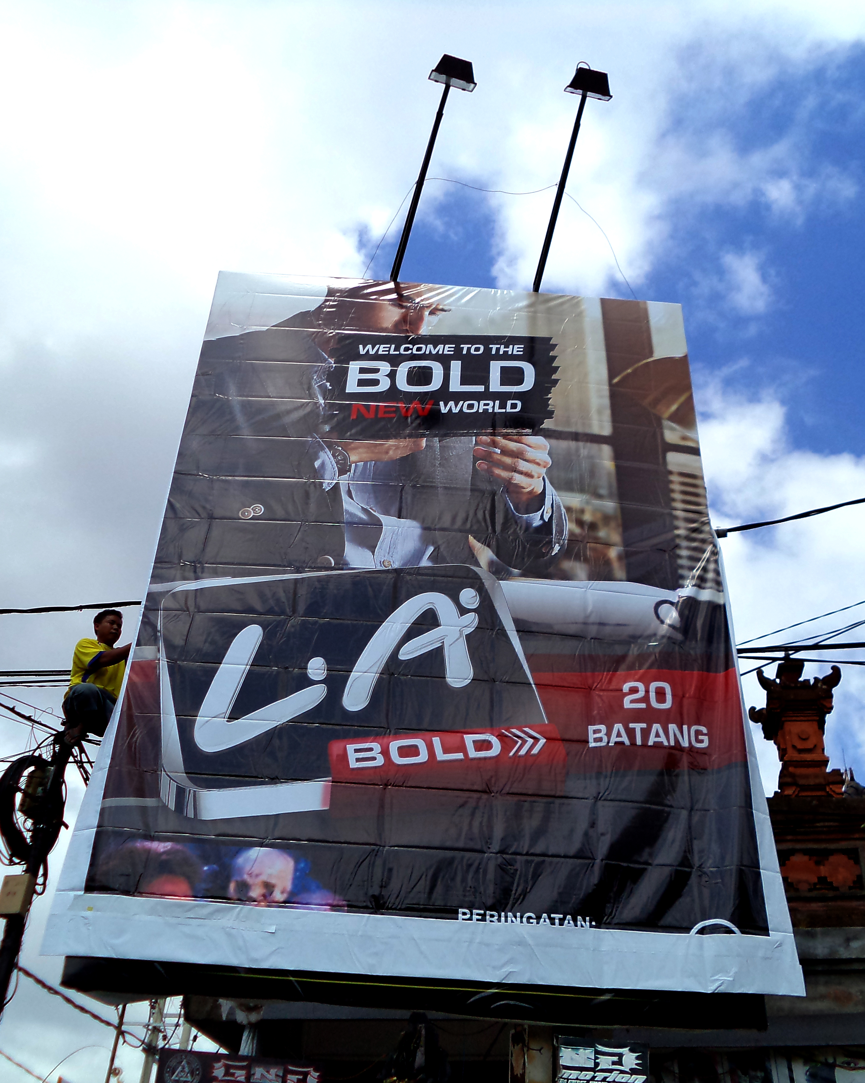 Billboard L.A BOLD
